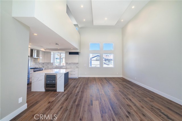 2715 Carnegie Lane, Redondo Beach, California 90278, 4 Bedrooms Bedrooms, ,4 BathroomsBathrooms,Residential,Sold,Carnegie,SB19176432