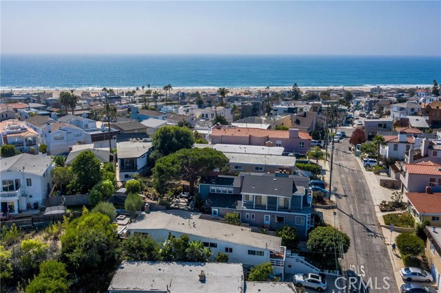 516 24th Street, Hermosa Beach, California 90254, 2 Bedrooms Bedrooms, ,1 BathroomBathrooms,Residential,Sold,24th,SB20201077