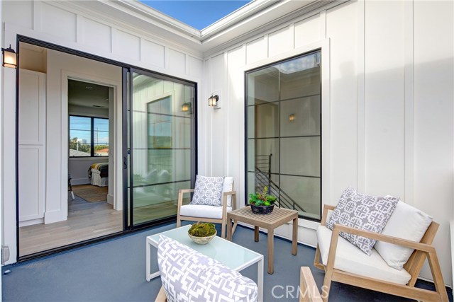 3604 Walnut Avenue, Manhattan Beach, California 90266, 5 Bedrooms Bedrooms, ,2 BathroomsBathrooms,Residential,Sold,Walnut,SB19038586