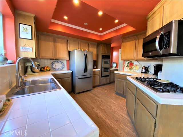 1802 Mackay Lane, Redondo Beach, California 90278, 3 Bedrooms Bedrooms, ,2 BathroomsBathrooms,Residential,Sold,Mackay,SB20257314