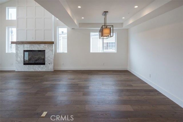 223 Lucia, Redondo Beach, California 90277, 4 Bedrooms Bedrooms, ,3 BathroomsBathrooms,Residential,Sold,Lucia,SB18143397