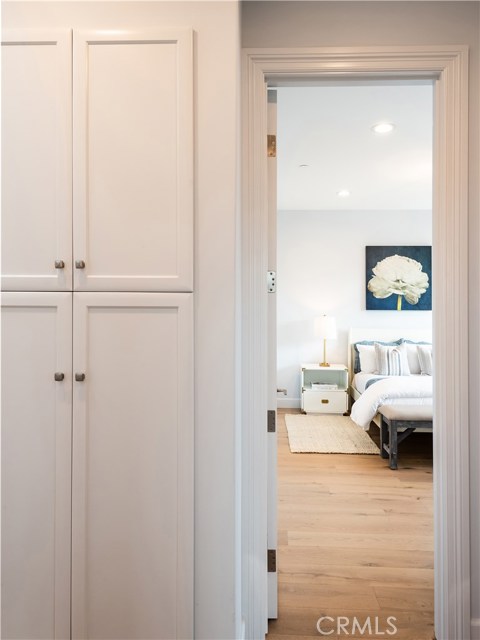 1900 Lynngrove Drive, Manhattan Beach, California 90266, 5 Bedrooms Bedrooms, ,2 BathroomsBathrooms,Residential,Sold,Lynngrove,SB19050815