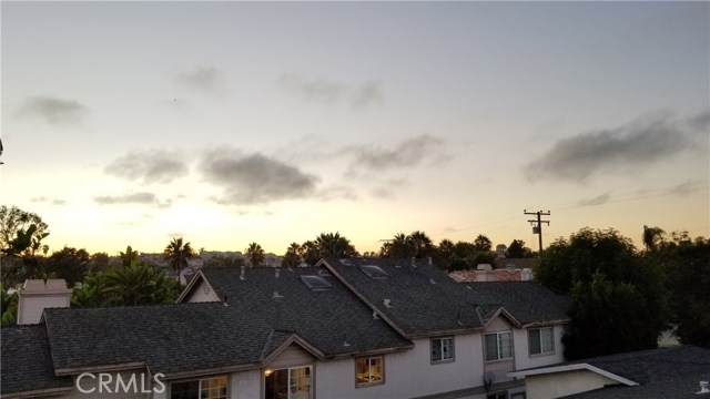 1707 Flagler Lane, Redondo Beach, California 90278, 3 Bedrooms Bedrooms, ,1 BathroomBathrooms,Residential,Sold,Flagler,SB20176363