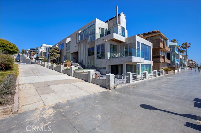 2522 The Strand, Manhattan Beach, California 90266, 3 Bedrooms Bedrooms, ,2 BathroomsBathrooms,Residential,Sold,The Strand,SB19094440