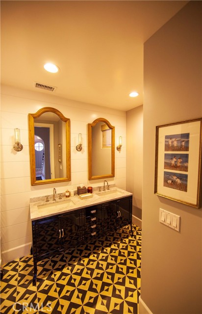 515 23rd Street, Manhattan Beach, California 90266, 3 Bedrooms Bedrooms, ,3 BathroomsBathrooms,Residential,Sold,23rd,SB21052388