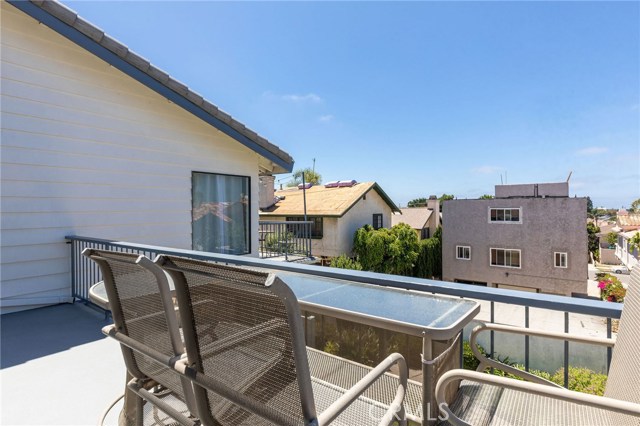 Good sized deck off the living room is sunny and breezy! Very nice for outdoor dining and just relaxing.