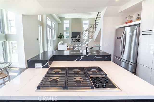 2715 Carnegie Lane, Redondo Beach, California 90278, 4 Bedrooms Bedrooms, ,4 BathroomsBathrooms,Residential,Sold,Carnegie,SB19176335