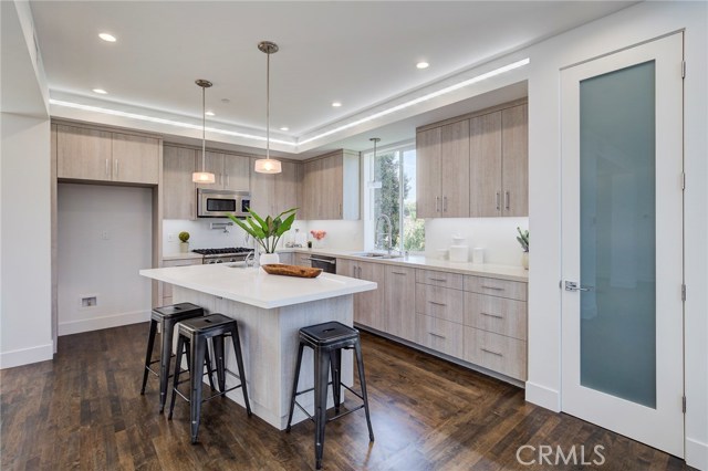 1729 Harriman Lane, Redondo Beach, California 90278, 4 Bedrooms Bedrooms, ,3 BathroomsBathrooms,Residential,Sold,Harriman,PV18140747