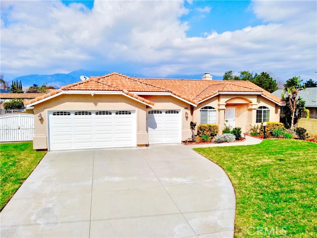 Detail Gallery Image 1 of 1 For 445 E 11th St, Upland,  CA 91786 - 4 Beds | 2 Baths