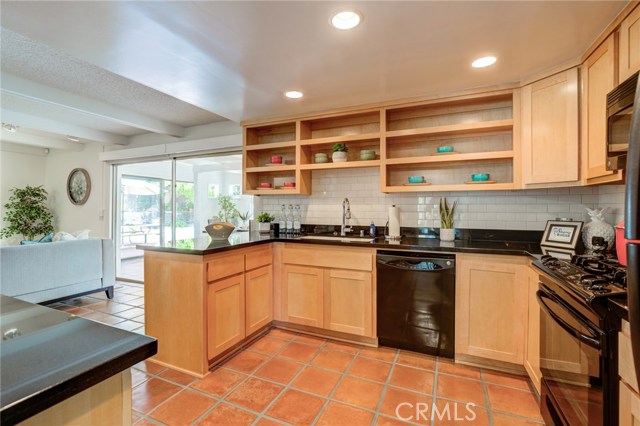29224 Firthridge Road, Rancho Palos Verdes, California 90275, 4 Bedrooms Bedrooms, ,2 BathroomsBathrooms,Residential,Sold,Firthridge,PV20181688