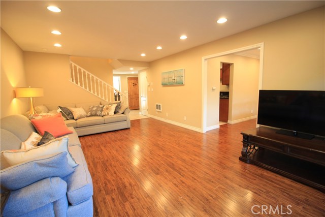 17 Via Granada, Rolling Hills Estates, California 90274, 3 Bedrooms Bedrooms, ,3 BathroomsBathrooms,Residential,Sold,Via Granada,PV20230714