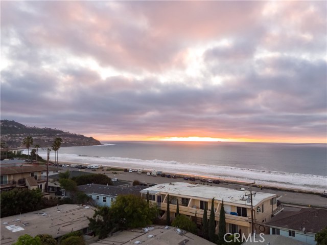 142 Paseo De La Concha, Redondo Beach, California 90277, ,Residential Income,Sold,Paseo De La Concha,SB19010583