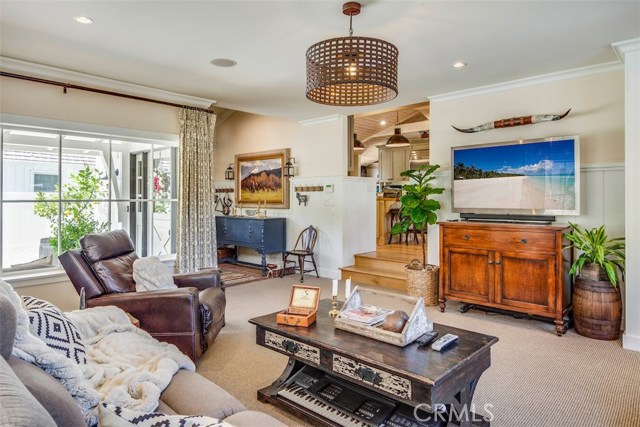 37 Dapplegray Lane, Rolling Hills Estates, California 90274, 4 Bedrooms Bedrooms, ,3 BathroomsBathrooms,Residential,Sold,Dapplegray,PV19062488