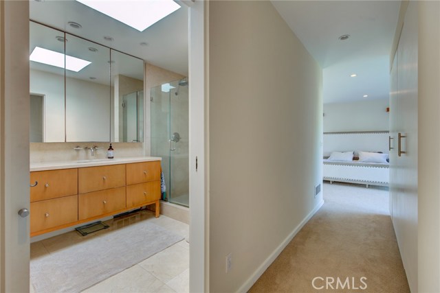 1181 Tennyson Street, Manhattan Beach, California 90266, 4 Bedrooms Bedrooms, ,2 BathroomsBathrooms,Residential,Sold,Tennyson,SB20107527