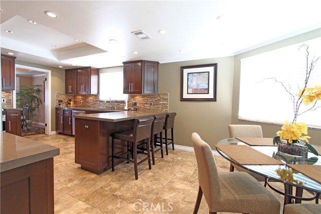 2416 Voorhees Avenue, Redondo Beach, California 90278, 3 Bedrooms Bedrooms, ,2 BathroomsBathrooms,Residential,Sold,Voorhees,PW17063870