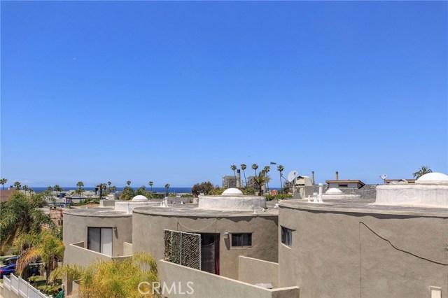 606 Guadalupe Avenue, Redondo Beach, California 90277, 2 Bedrooms Bedrooms, ,2 BathroomsBathrooms,Residential,Sold,Guadalupe,SB19124335