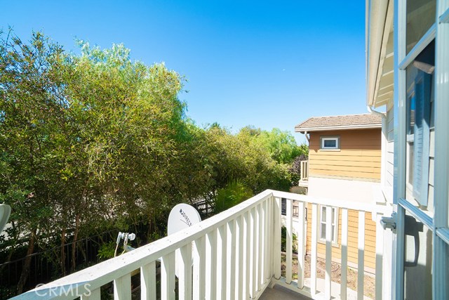 16 Pepper Tree Lane, Rolling Hills Estates, California 90274, 3 Bedrooms Bedrooms, ,4 BathroomsBathrooms,Residential,Sold,Pepper Tree,SB18282891