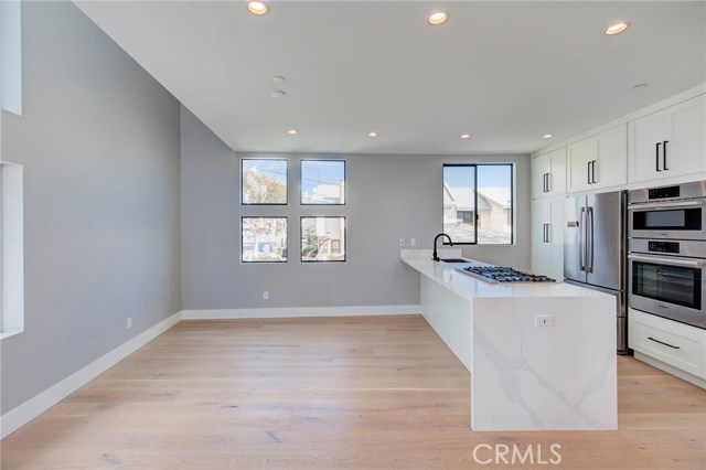 2004 Grant Avenue, Redondo Beach, California 90278, 4 Bedrooms Bedrooms, ,5 BathroomsBathrooms,Residential,Sold,Grant,PV19036343