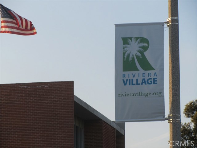 Riviera Village, Redondo Beach is approximately 2+ miles from home. Trendy restaurants, great shopping, super markets.