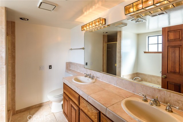 235 Juanita Avenue, Redondo Beach, California 90277, 3 Bedrooms Bedrooms, ,2 BathroomsBathrooms,Residential,Sold,Juanita,SB19083113