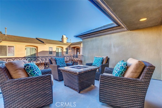 2202 Plant Avenue, Redondo Beach, California 90278, 4 Bedrooms Bedrooms, ,2 BathroomsBathrooms,Residential,Sold,Plant,SB19057901