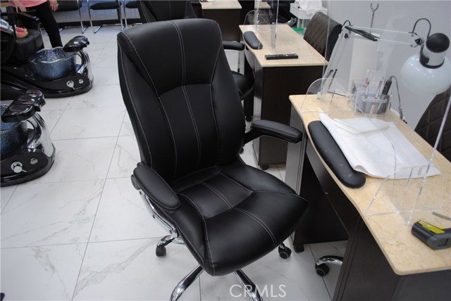 FOOTHILL, ,Business Opportunity,For Sale,FOOTHILL,CV20212443