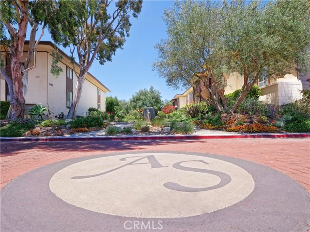 5947 Armaga Spring Road, Rancho Palos Verdes, California 90275, 2 Bedrooms Bedrooms, ,1 BathroomBathrooms,Residential,Sold,Armaga Spring,PV21160407