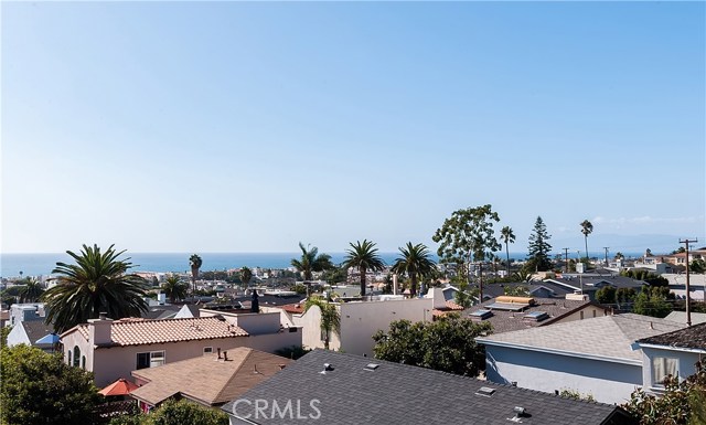 515 Prospect Avenue, Hermosa Beach, California 90254, 5 Bedrooms Bedrooms, ,2 BathroomsBathrooms,Residential,Sold,Prospect,SB17214079