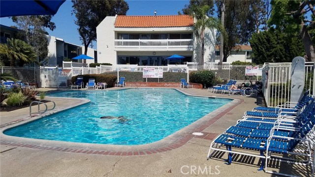 800 Camino Real, Redondo Beach, California 90277, 1 Bedroom Bedrooms, ,1 BathroomBathrooms,Residential,Sold,Camino Real,SB17142321