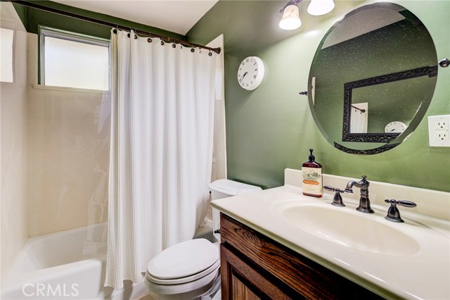2215 Glick Court, Redondo Beach, California 90278, 4 Bedrooms Bedrooms, ,2 BathroomsBathrooms,Residential,Sold,Glick,SB18233493