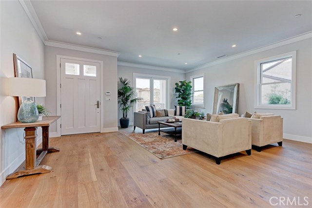 1450 23rd Street, Manhattan Beach, California 90266, 5 Bedrooms Bedrooms, ,2 BathroomsBathrooms,Residential,Sold,23rd,SB17111240