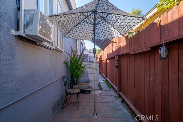 11803 Compton Avenue, Los Angeles, California 90059, 2 Bedrooms Bedrooms, ,1 BathroomBathrooms,Single family residence,For sale,Compton,TR20214959