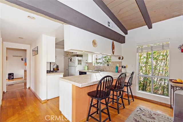 959 2nd Street, Hermosa Beach, California 90254, 5 Bedrooms Bedrooms, ,2 BathroomsBathrooms,Residential,Sold,2nd,SB20190726