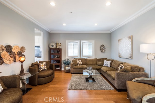 205 Helberta Avenue, Redondo Beach, California 90277, 4 Bedrooms Bedrooms, ,3 BathroomsBathrooms,Residential,Sold,Helberta,SB18113990