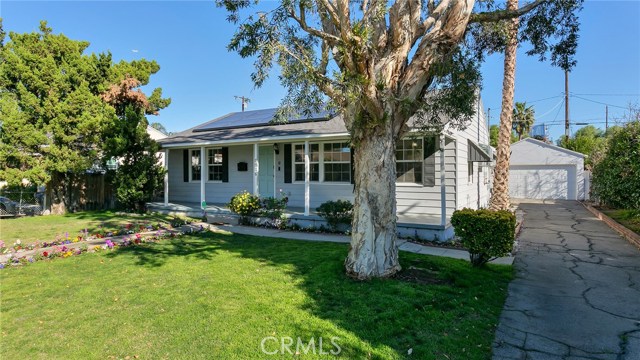 3 Bed Home for Sale in Lake Balboa, California