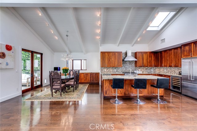 2416 Elm Avenue, Manhattan Beach, California 90266, 4 Bedrooms Bedrooms, ,2 BathroomsBathrooms,Residential,Sold,Elm,SB19275935