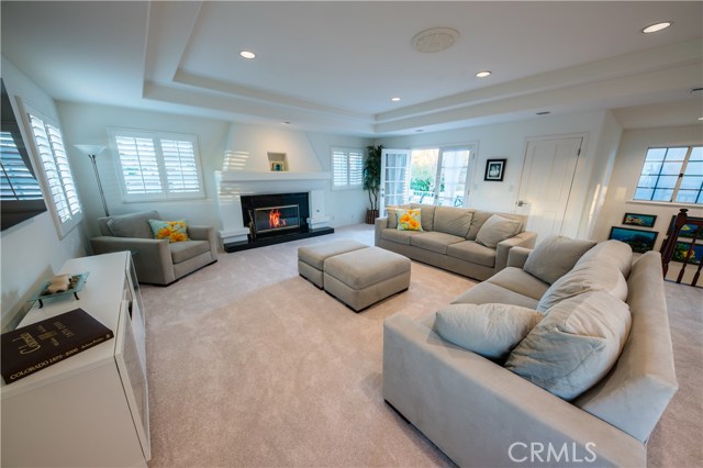 1021 Avenue D, Redondo Beach, California 90277, 4 Bedrooms Bedrooms, ,2 BathroomsBathrooms,Residential,Sold,Avenue D,SB21005310