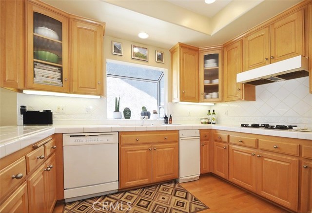 722 Irena Avenue, Redondo Beach, California 90277, 3 Bedrooms Bedrooms, ,2 BathroomsBathrooms,Residential,Sold,Irena,PV18154458