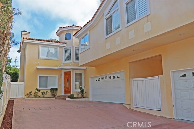 2010 Speyer Lane, Redondo Beach, California 90278, 4 Bedrooms Bedrooms, ,3 BathroomsBathrooms,Residential,Sold,Speyer,SB19176362