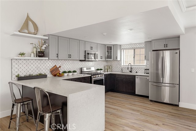 2704 Carnegie Lane, Redondo Beach, California 90278, 3 Bedrooms Bedrooms, ,1 BathroomBathrooms,Residential,Sold,Carnegie,SB21024689