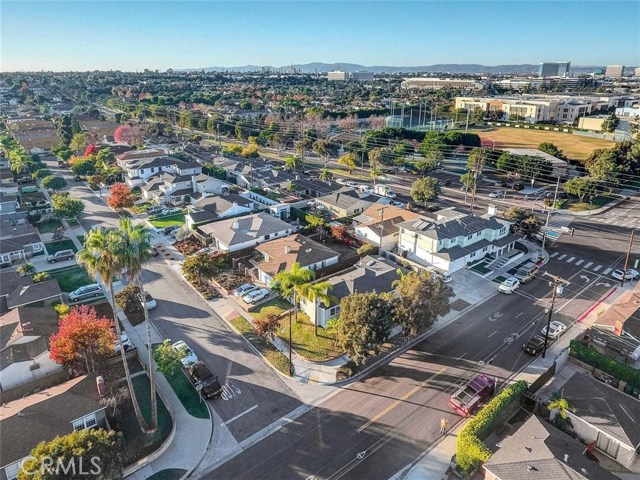 1651 23rd Street, Manhattan Beach, California 90266, 3 Bedrooms Bedrooms, ,1 BathroomBathrooms,Residential,Sold,23rd,PV20240193