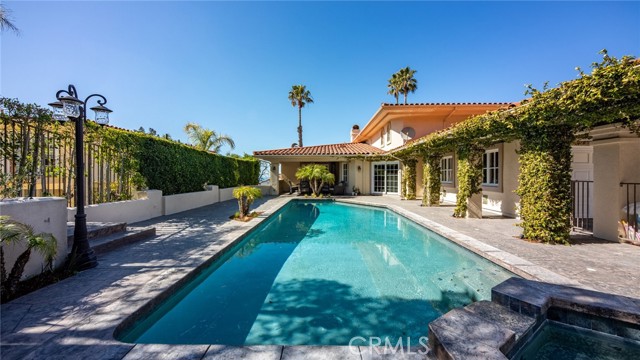 1420 Via Fernandez, Palos Verdes Estates, California 90274, 6 Bedrooms Bedrooms, ,5 BathroomsBathrooms,Residential,Sold,Via Fernandez,PV21044064