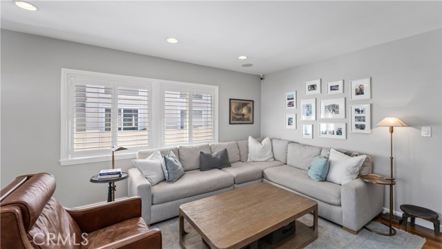 1906 Nelson Avenue, Redondo Beach, California 90278, 3 Bedrooms Bedrooms, ,2 BathroomsBathrooms,Residential,Sold,Nelson,SB21009016