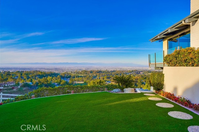 16 Deerhill Drive, Rolling Hills Estates, California 90274, 4 Bedrooms Bedrooms, ,3 BathroomsBathrooms,Residential,Sold,Deerhill,PV21103013