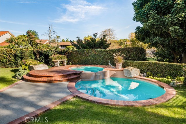 30 Country Lane, Rolling Hills Estates, California 90274, 4 Bedrooms Bedrooms, ,3 BathroomsBathrooms,Residential,Sold,Country,PV20008368