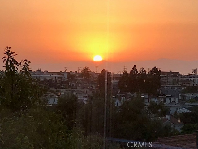 815 1st Street, Manhattan Beach, California 90266, 4 Bedrooms Bedrooms, ,3 BathroomsBathrooms,Residential,Sold,1st,SB20096904