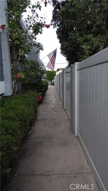 2414 Mathews Avenue, Redondo Beach, California 90278, 2 Bedrooms Bedrooms, ,2 BathroomsBathrooms,Residential,Sold,Mathews,SB18067790