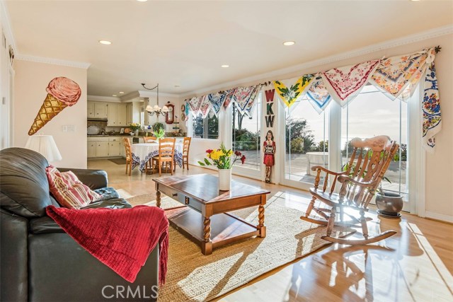28409 Seamount Drive, Rancho Palos Verdes, California 90275, 4 Bedrooms Bedrooms, ,2 BathroomsBathrooms,Residential,Sold,Seamount,PV18047041