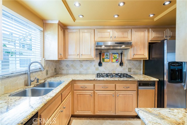 711 Irena Avenue, Redondo Beach, California 90277, 3 Bedrooms Bedrooms, ,2 BathroomsBathrooms,Residential,Sold,Irena,SB18217547