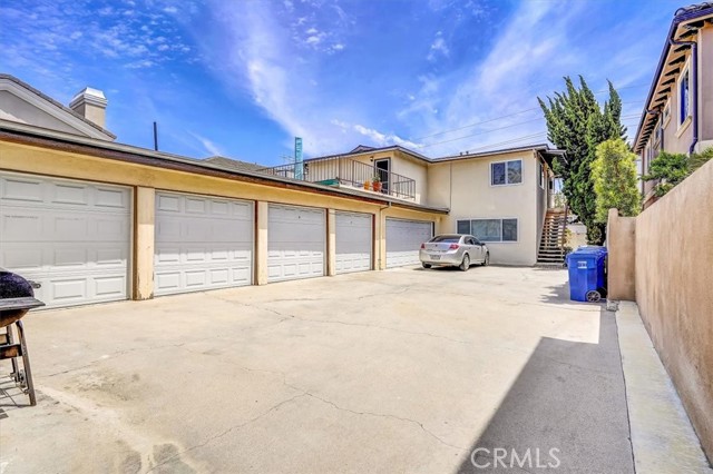 2204 Voorhees Avenue, Redondo Beach, California 90278, ,Residential Income,Sold,Voorhees,SB21134968